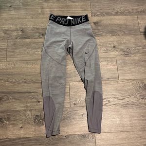 Grey nike pro leggings